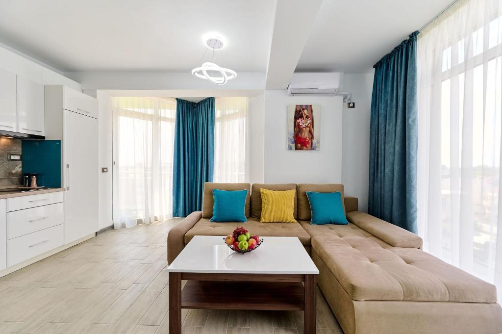 Sunshine 1 BR Apartment Spa n Pool Beach resort - 161