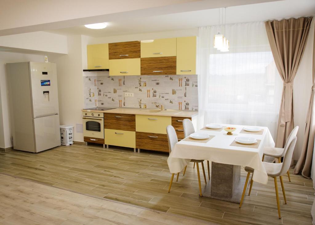 Sweet Home - 233
