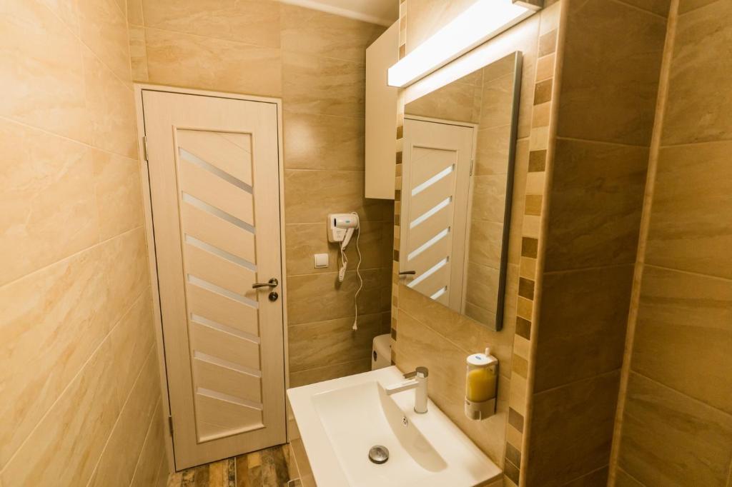 Tania Grand Apart - 328