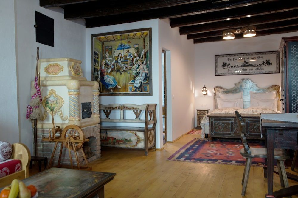 Taschler Haus Boutique - 623