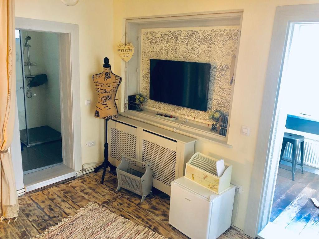The Old Bath Guest House - 546