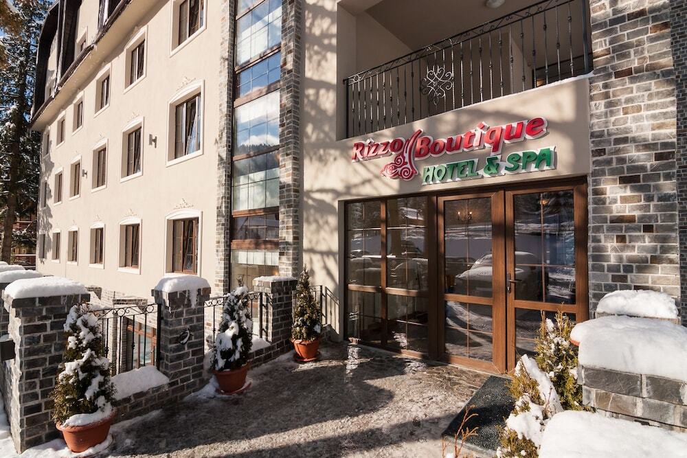 Rizzo Boutique Hotel - 437