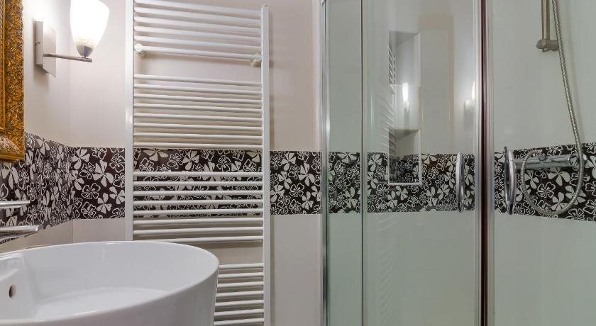 Rizzo Boutique Hotel - 908
