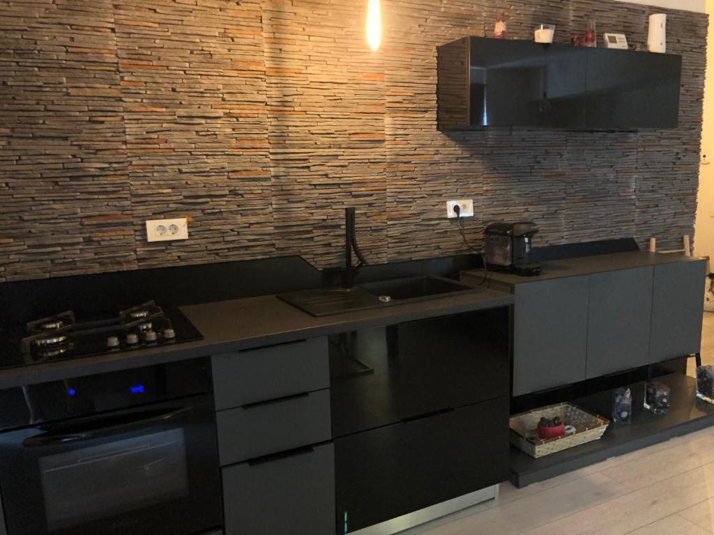 The Unique Apartment III - 679