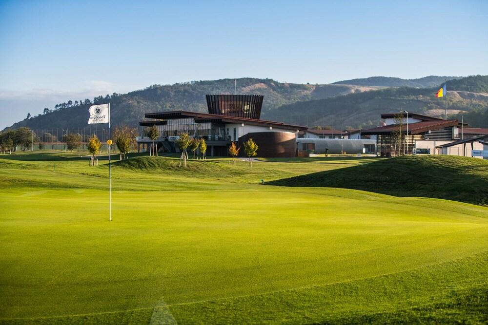 Theodora Golf Club - 403