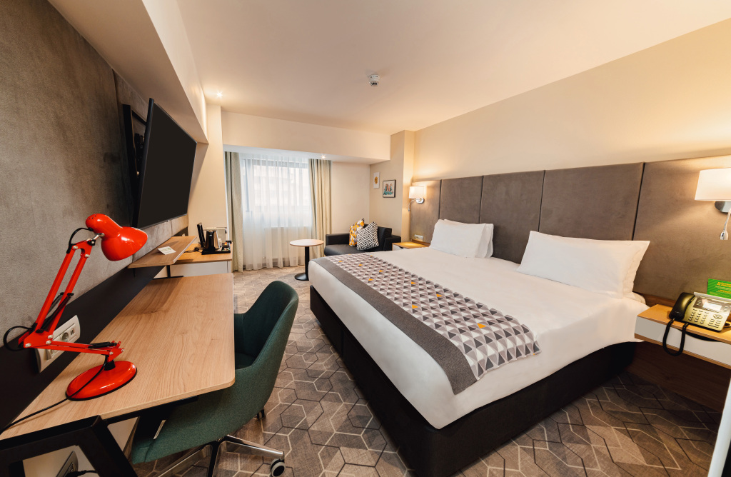 Holiday Inn Bucharest - Times - 697