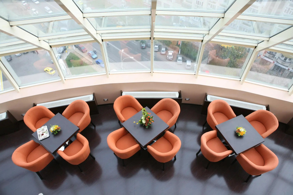 Holiday Inn Bucharest - Times - 231
