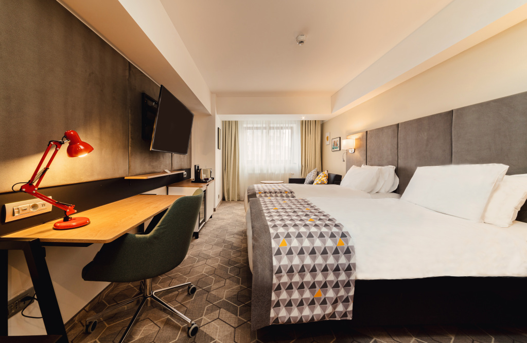 Holiday Inn Bucharest - Times - 399