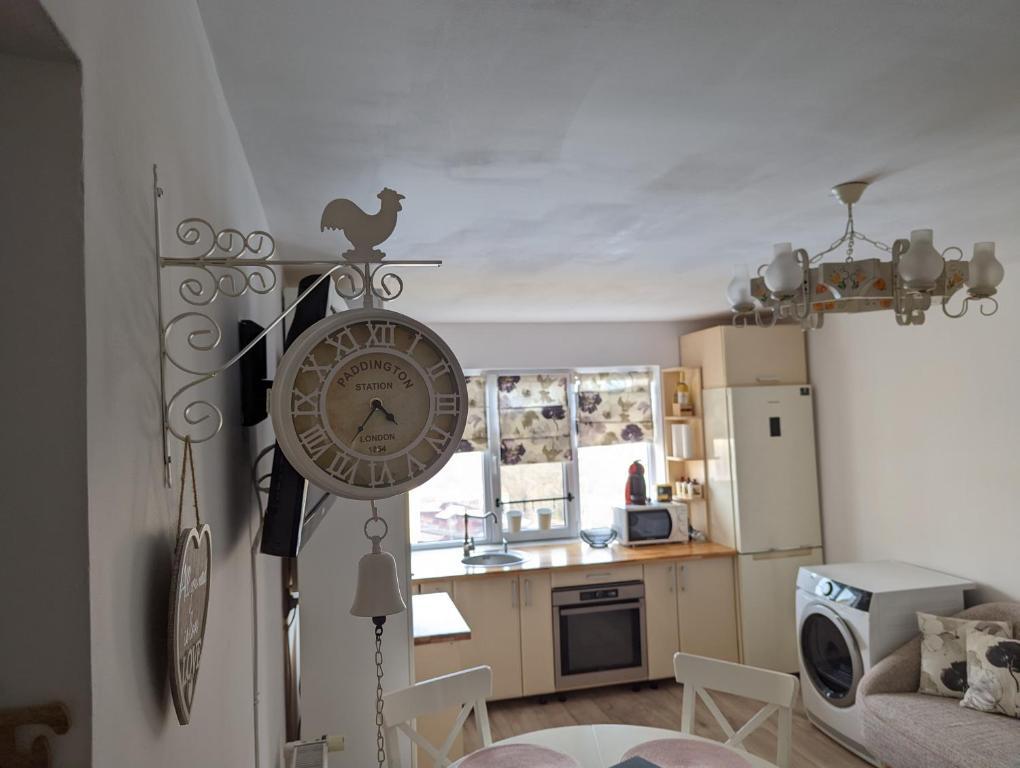 Tin Apartment - 846