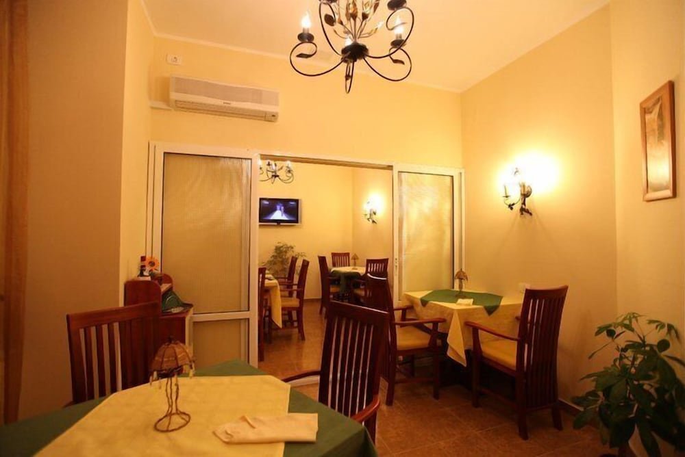 Hotel Traian - 481