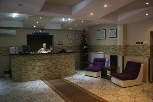 Hotel Triumph - 563