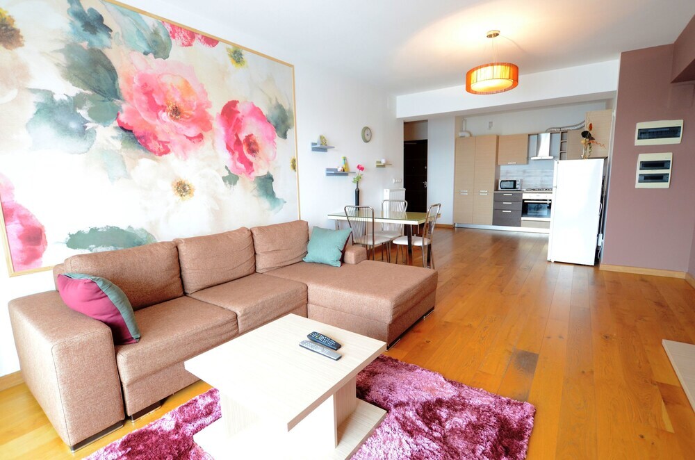 Upground Residence - 216