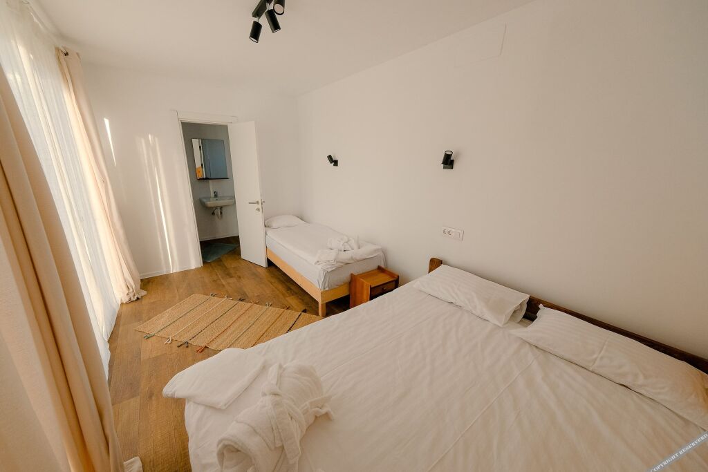 Ursa Mica Glamping Resort - 332