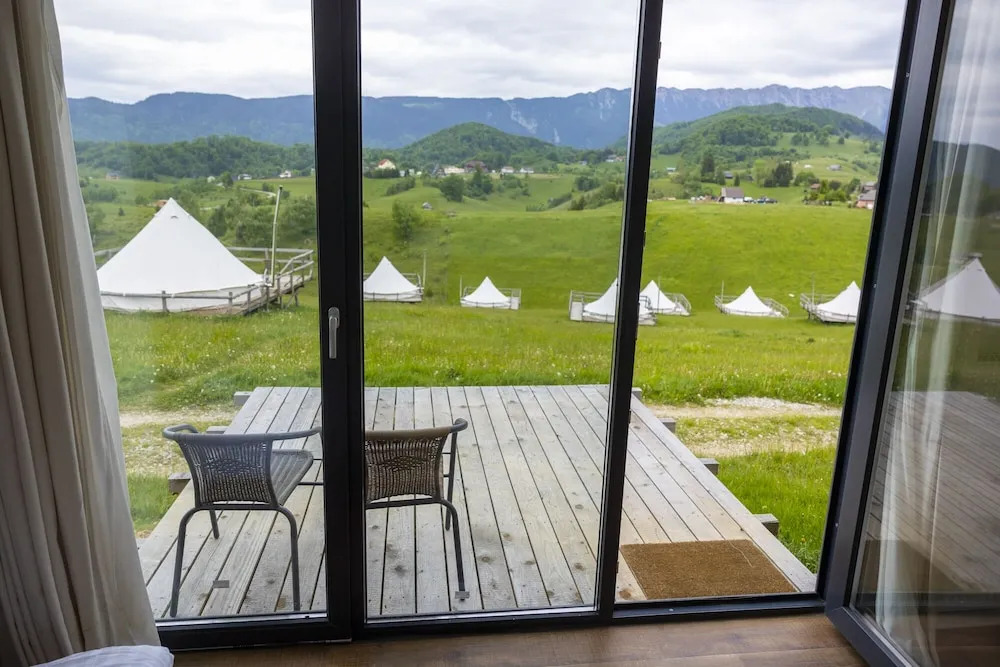 Ursa Mica Glamping Resort - 187