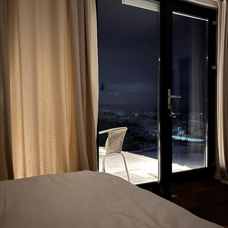 Ursa Mica Glamping Resort - 849