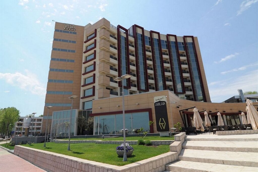 Vega Hotel - 709