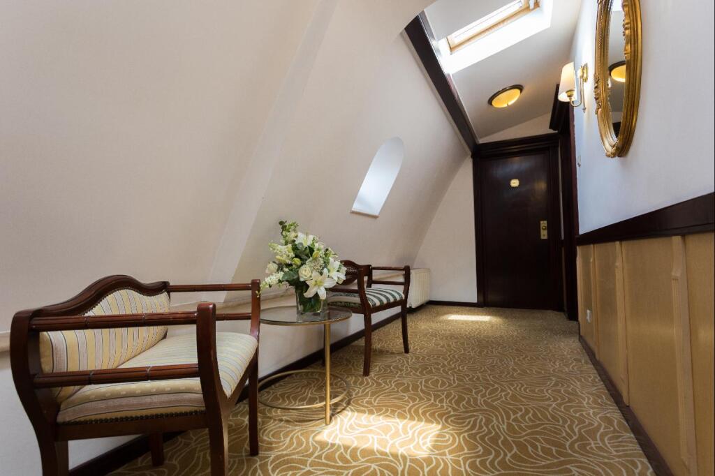 Venezia by Zeus International - 30