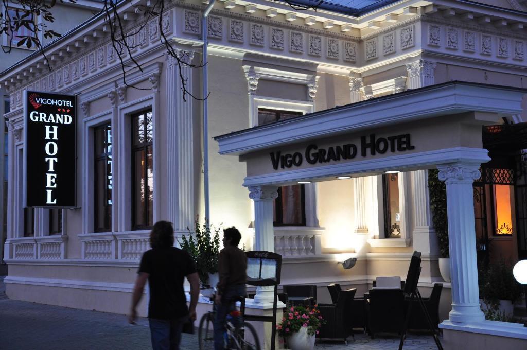 Vigo Grand Hotel - 477