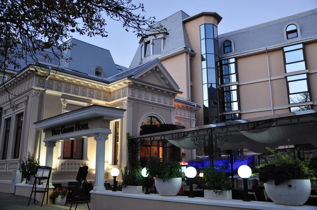 Vigo Grand Hotel - 386