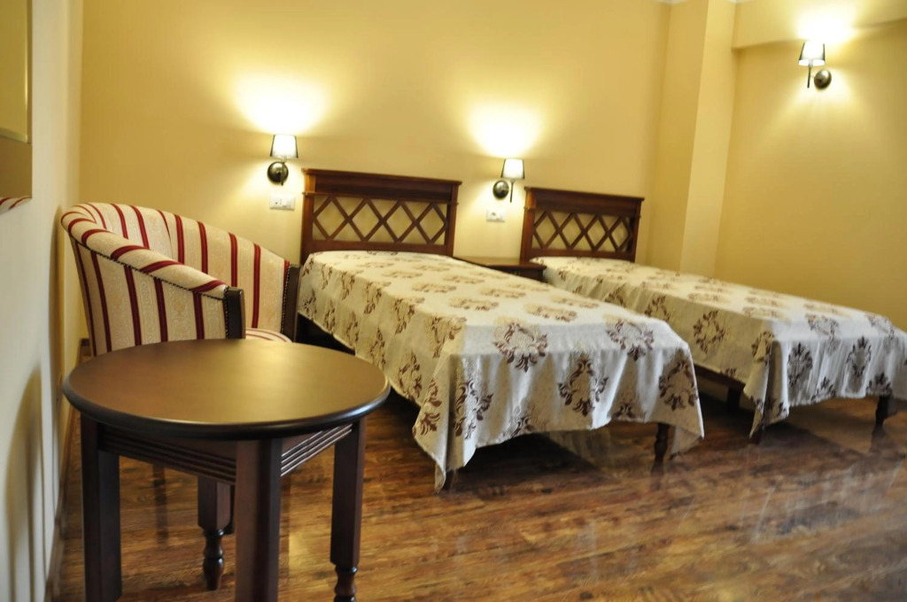 Vigo Grand Hotel - 703