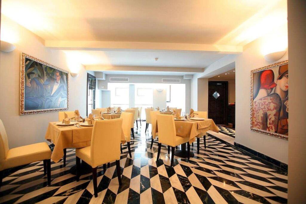 Vigo Hotel - 410