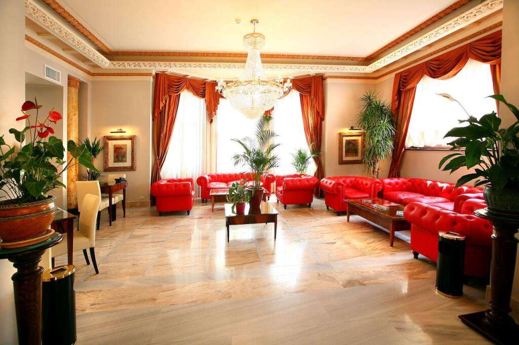 Vigo Hotel - 126