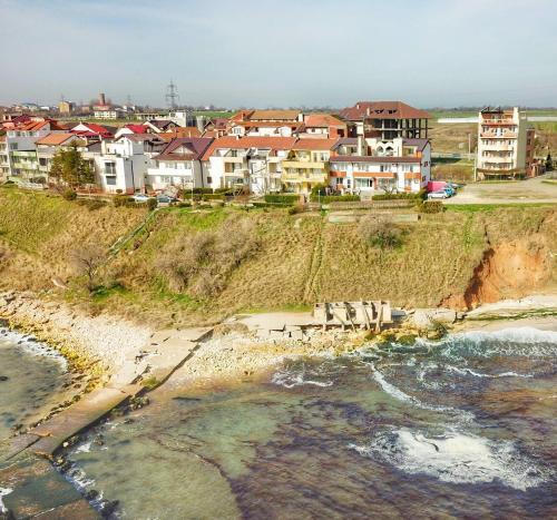 Vila Andreea - 680