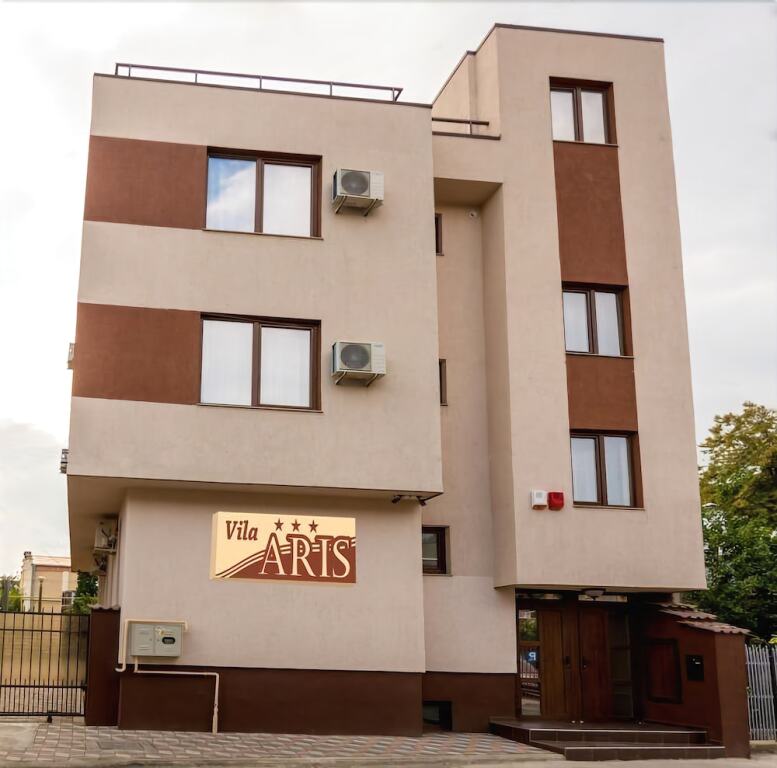 Vila Aris - 757
