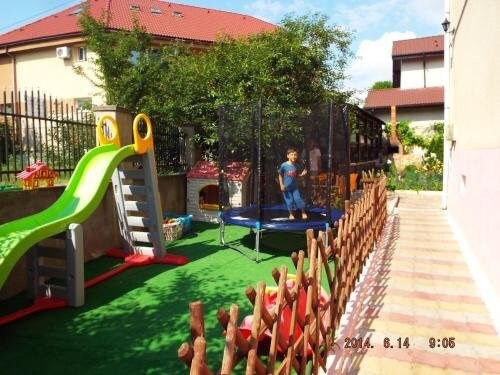 Vila Efor - 83