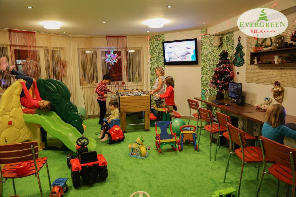 Evergreen Villa - 557