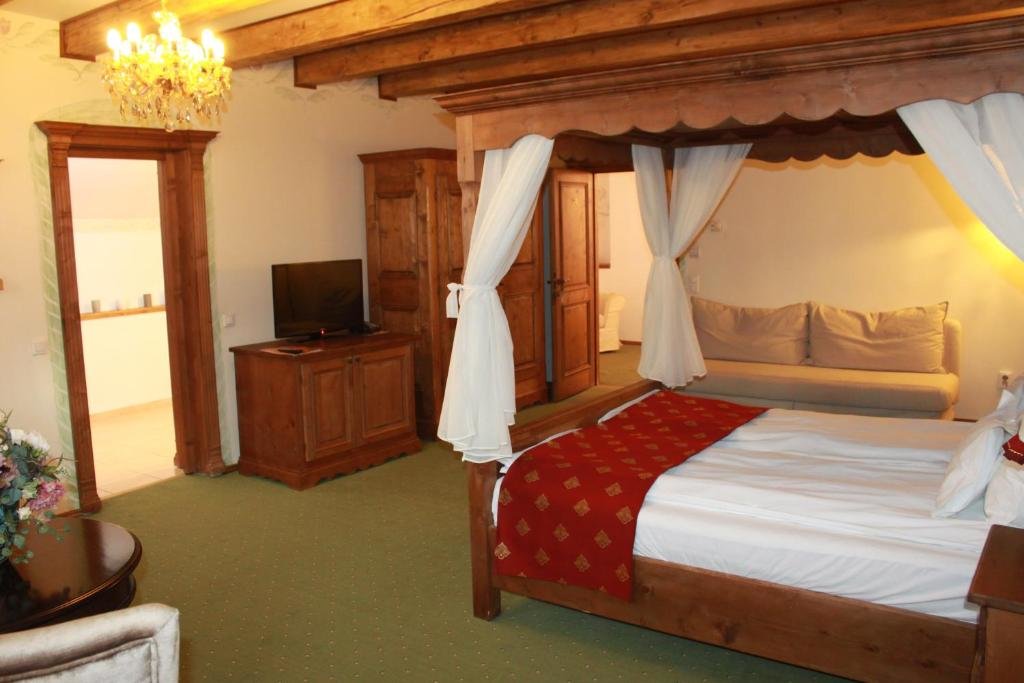 Hotel Vila Franka - 536