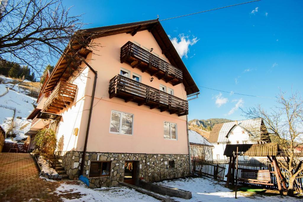 Vila Moecel - 904