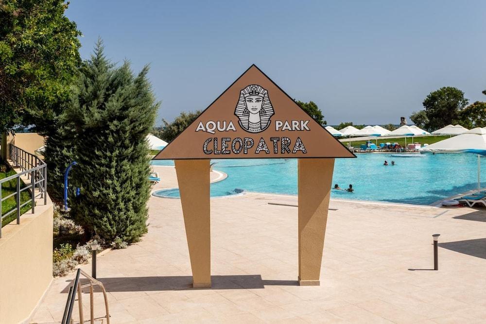 Hotel Narcis - 336