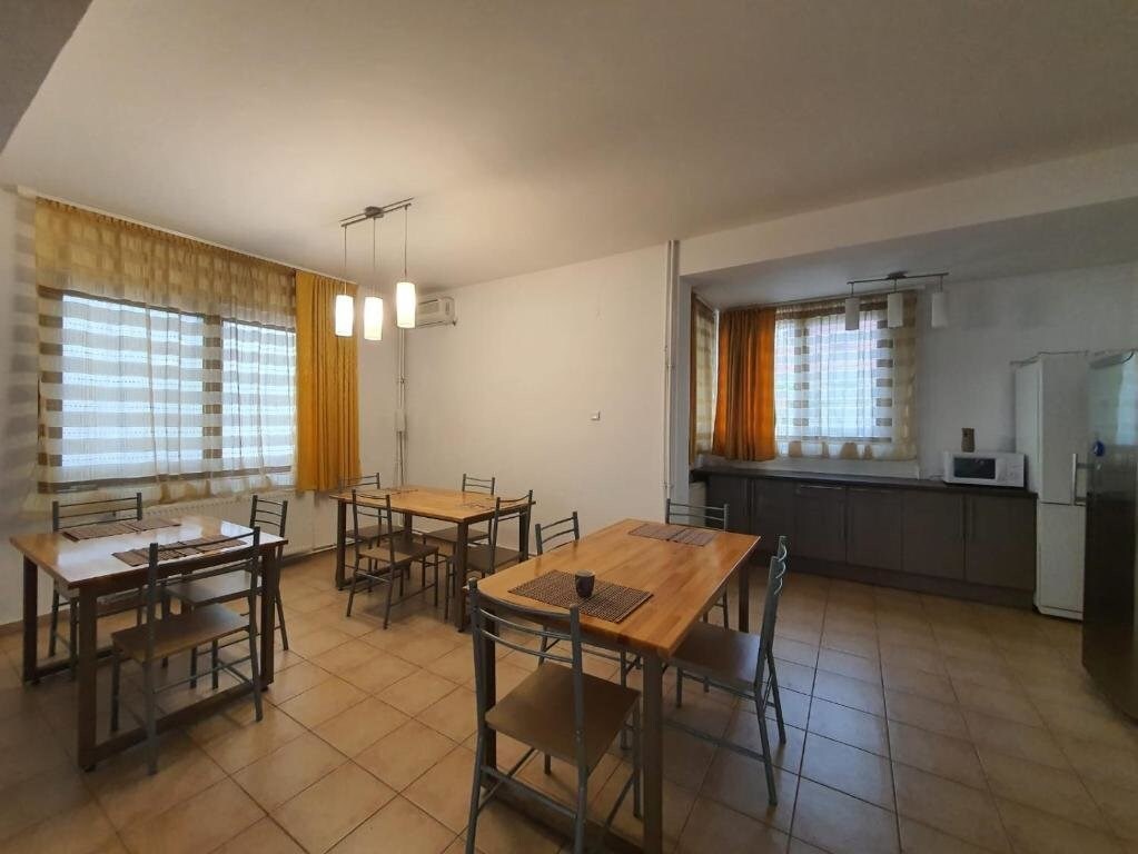 Vila Raluca - 680