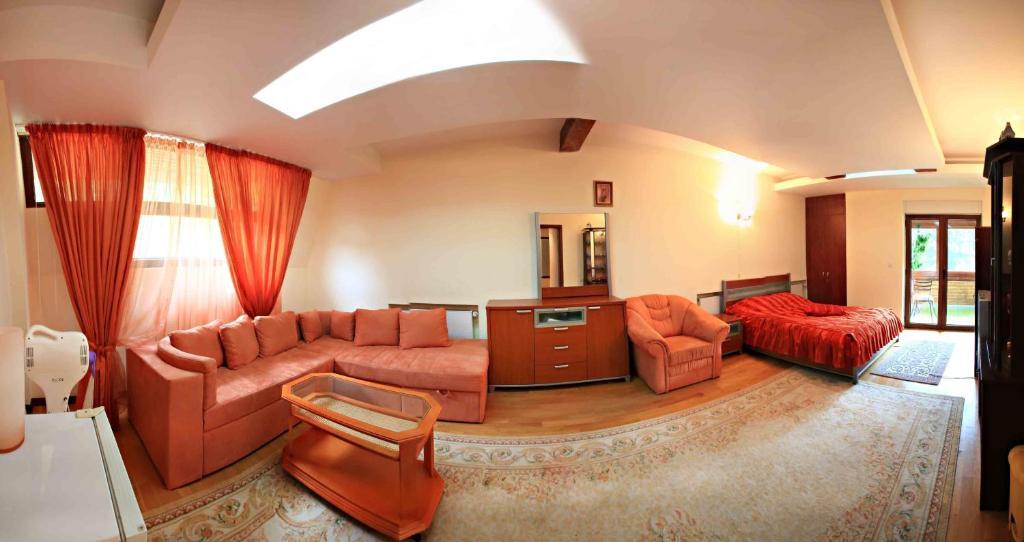 Vila Rasnoava - 839