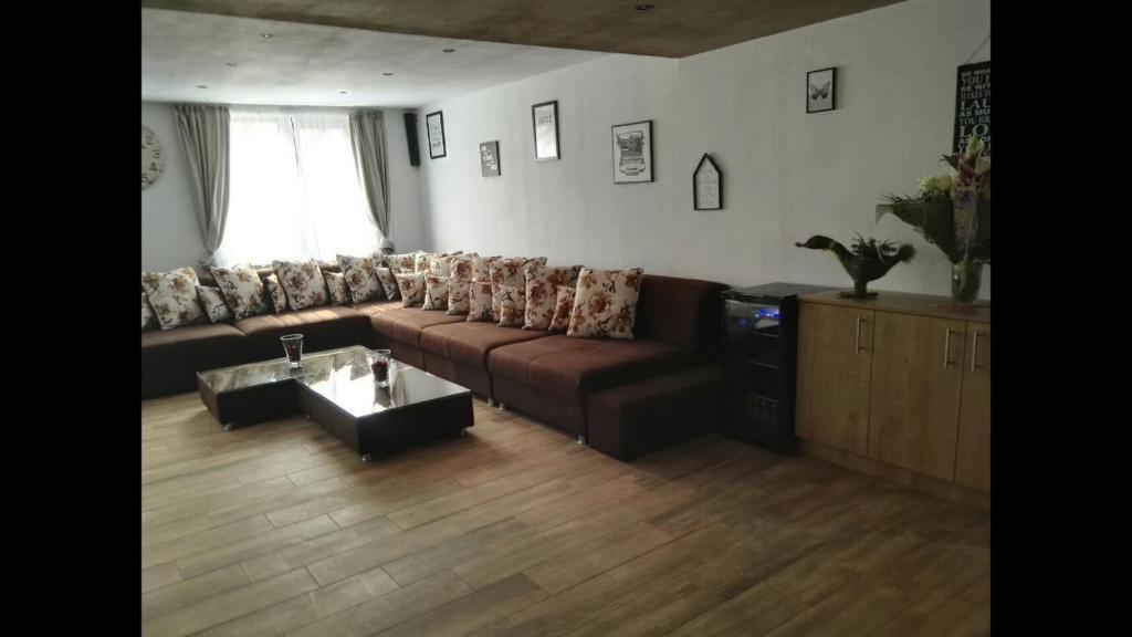Vila Smiley - 837