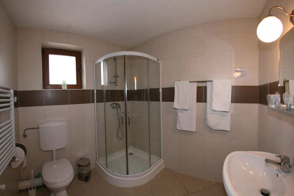 Vila Toparceanu - 670