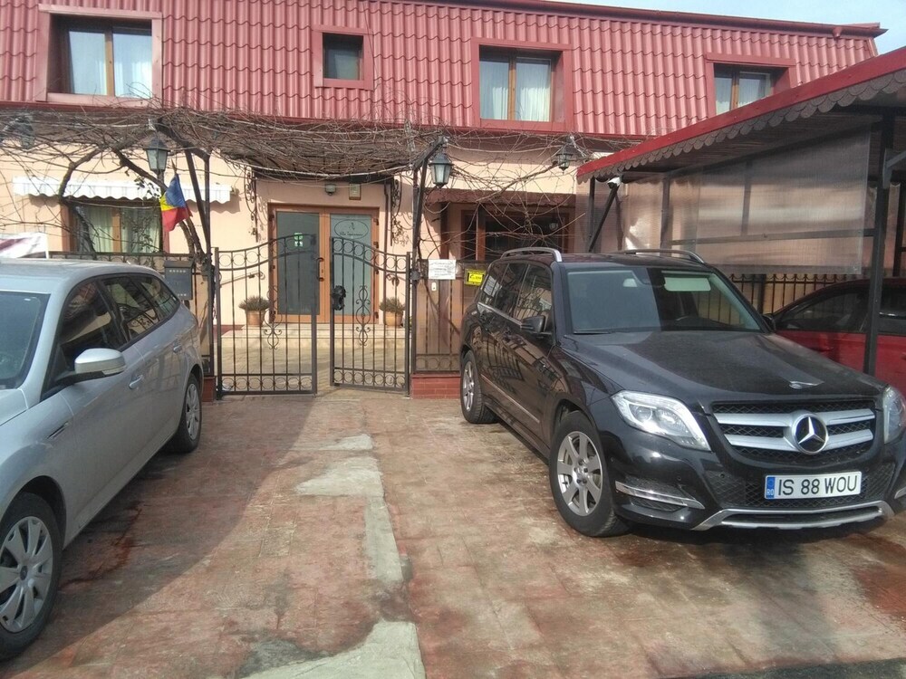 Vila Toparceanu - 824