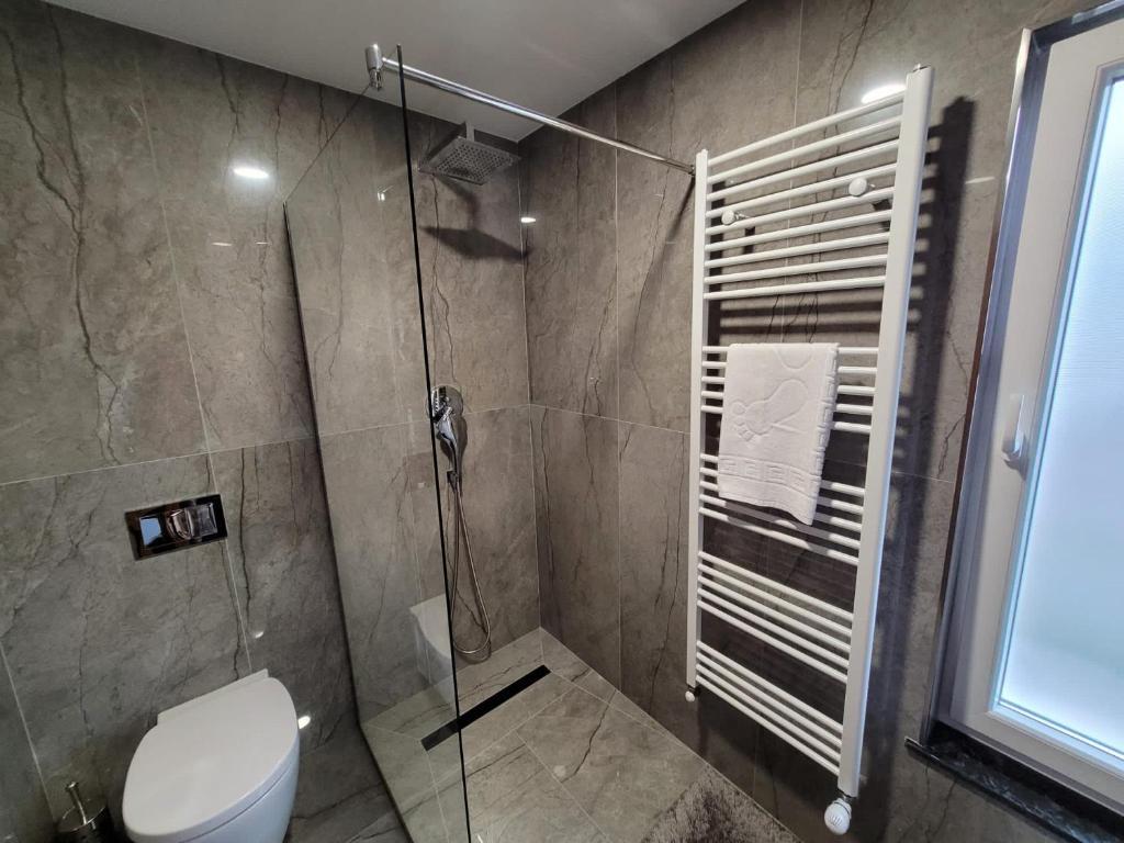 Villa Mery - 230