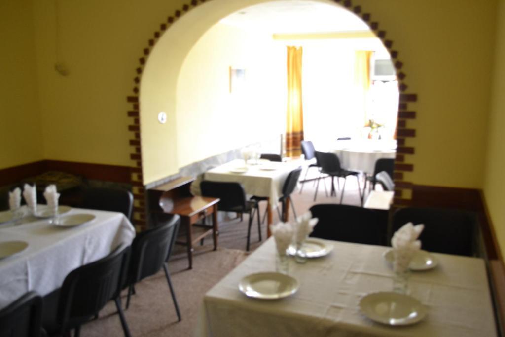 Villa Milcov - 640