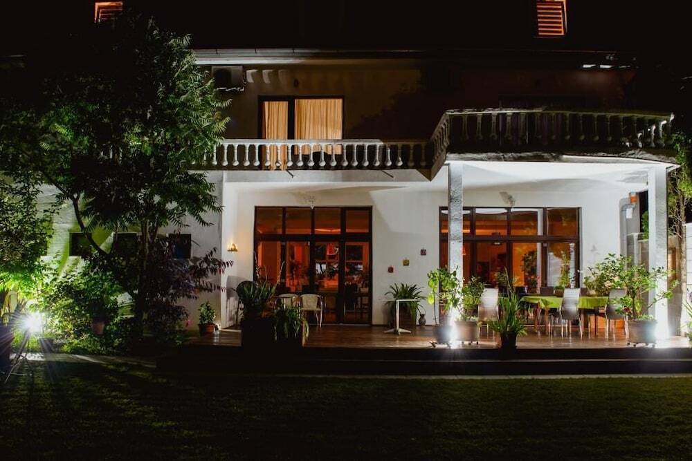 Villa Santa Maria - 380