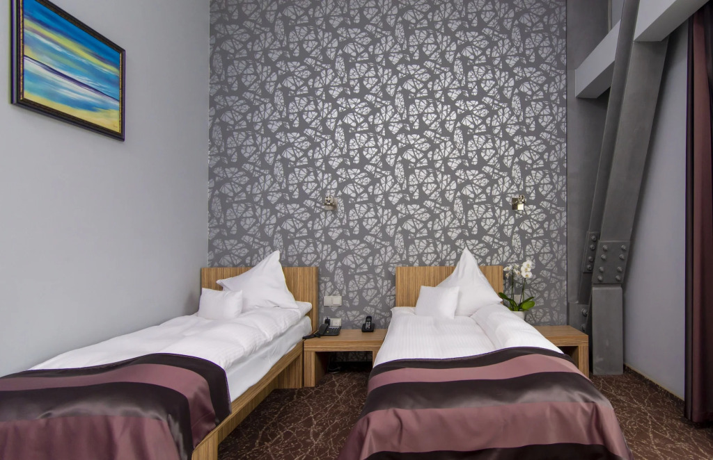 West City Hotel - 774