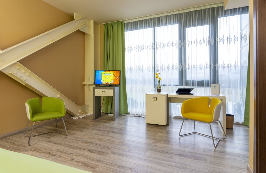 West City Hotel - 209