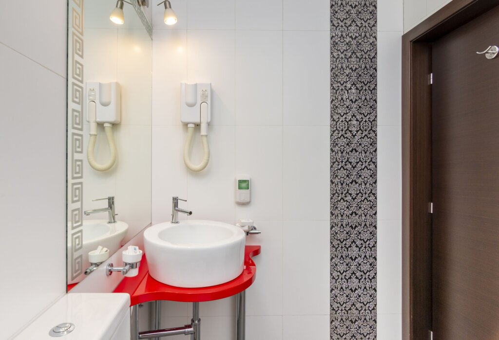 West City Hotel - 515