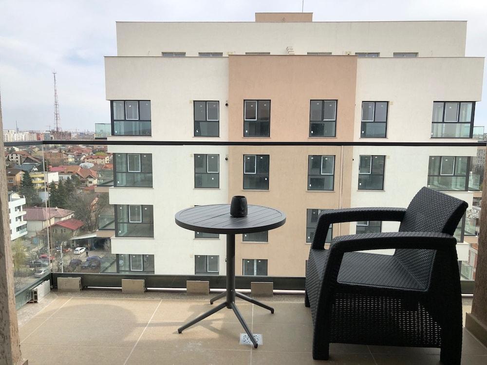 Westpark2 One-Bedroom Suite W5 Lakeview - 203