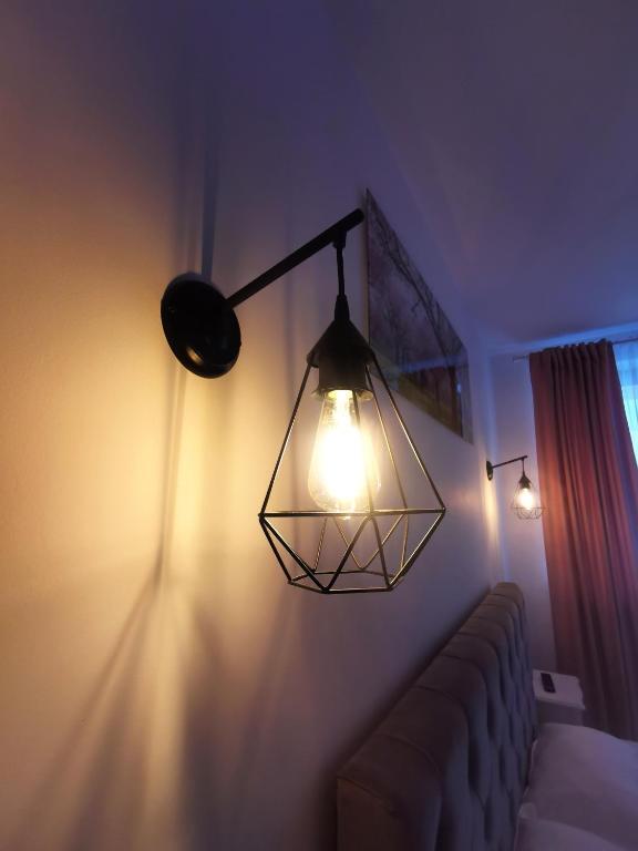 White Studio - 104