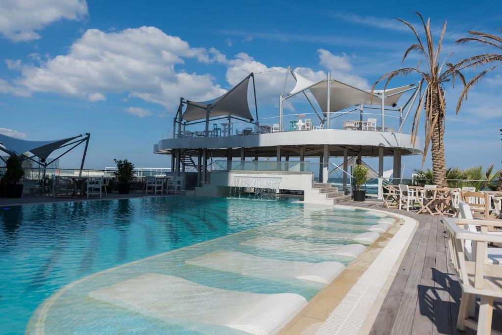 White Tower Mamaia - 412