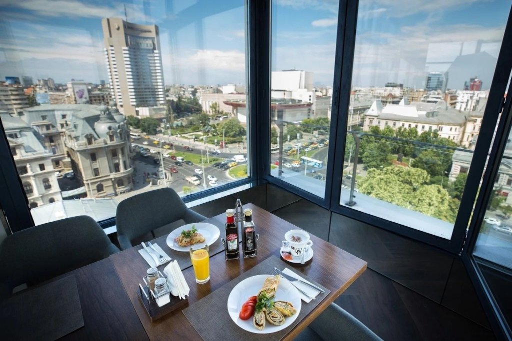 Z Executive Boutique Hotel - 669