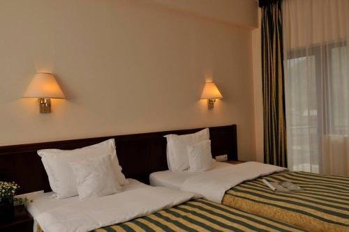Zan Hotel - 261