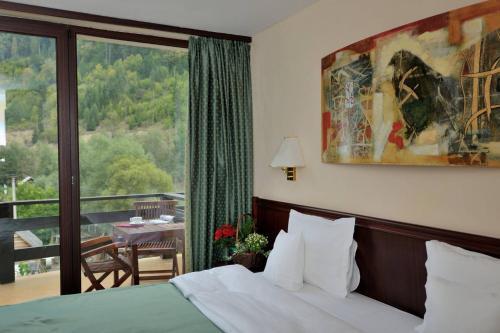 Zan Hotel - 457
